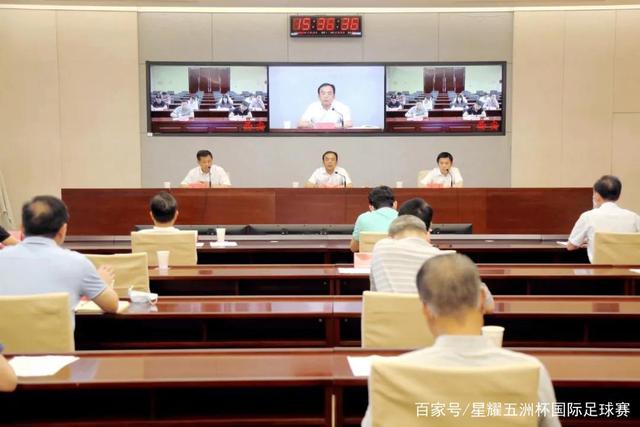 格莱姆斯：里夫斯表现卓越 是顶级得分手之一