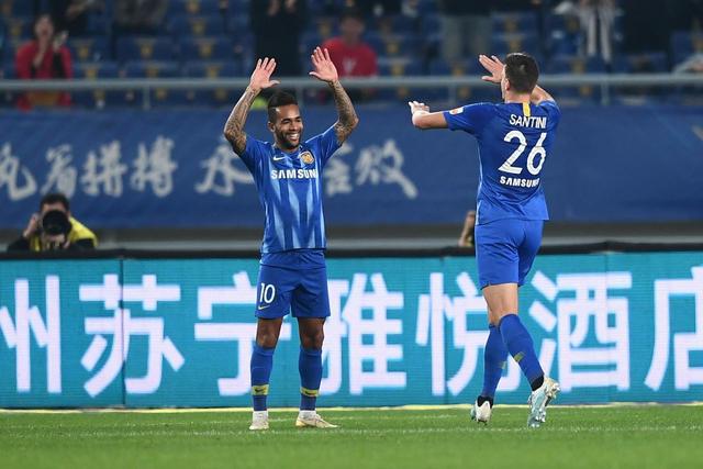 路易斯·迪亚斯本场：传射+1中框2过人成功2关键传球，评分8.5